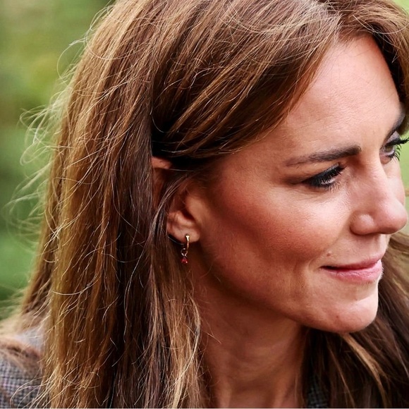 NEW 14K Yellow Gold-Plated White Crystal CZ Encrusted Huggie Hoops w Ruby Dangle - Picture 15 of 16